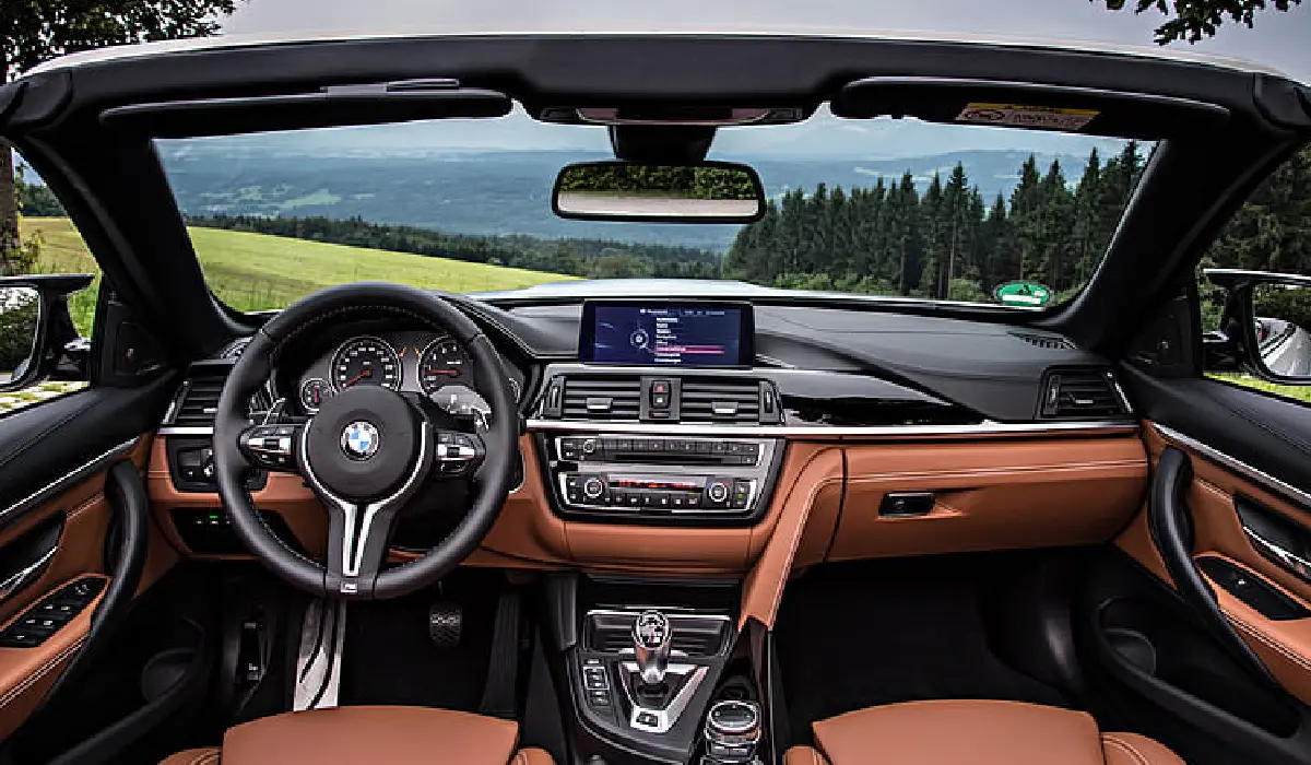 BMW - M4 Competition M xDrive Convertible - Car Rentals Near me - Used Cars Near me - Exclusive Concierge Club.webp